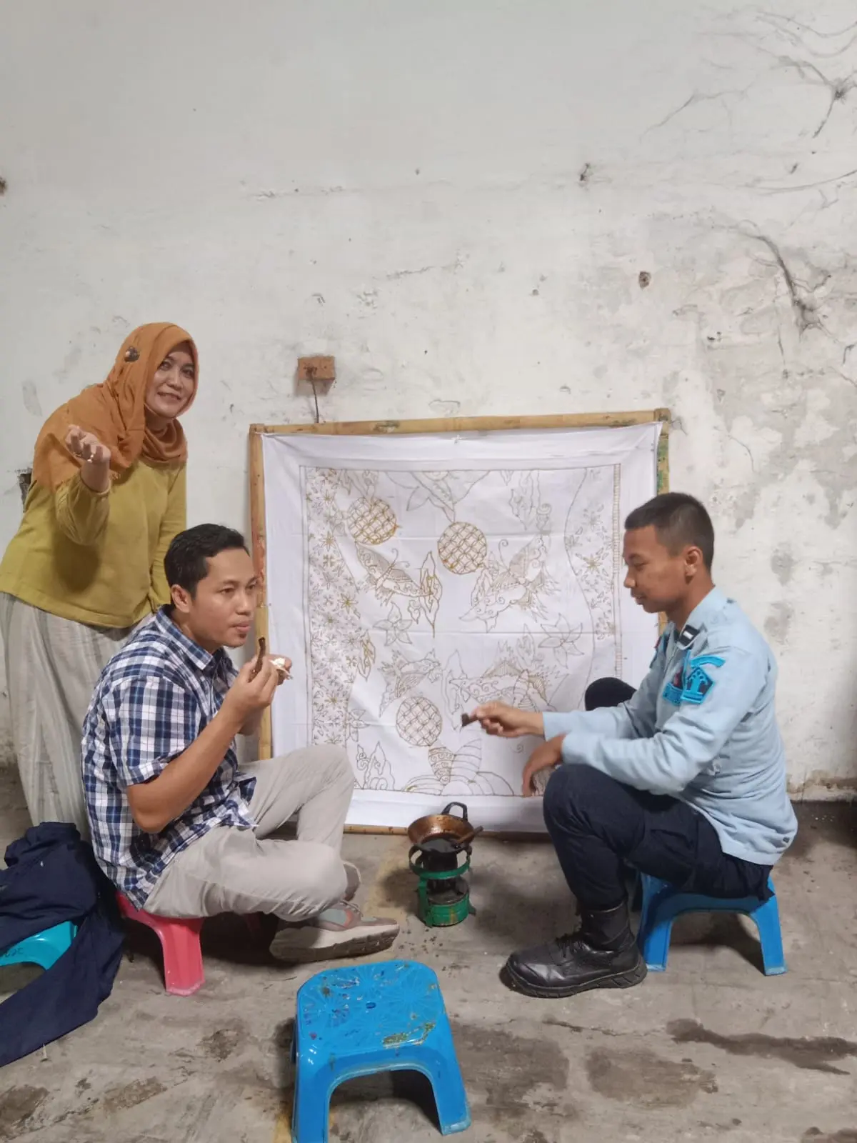 Pelatihan membatik mahasiswa UNIBA(4)